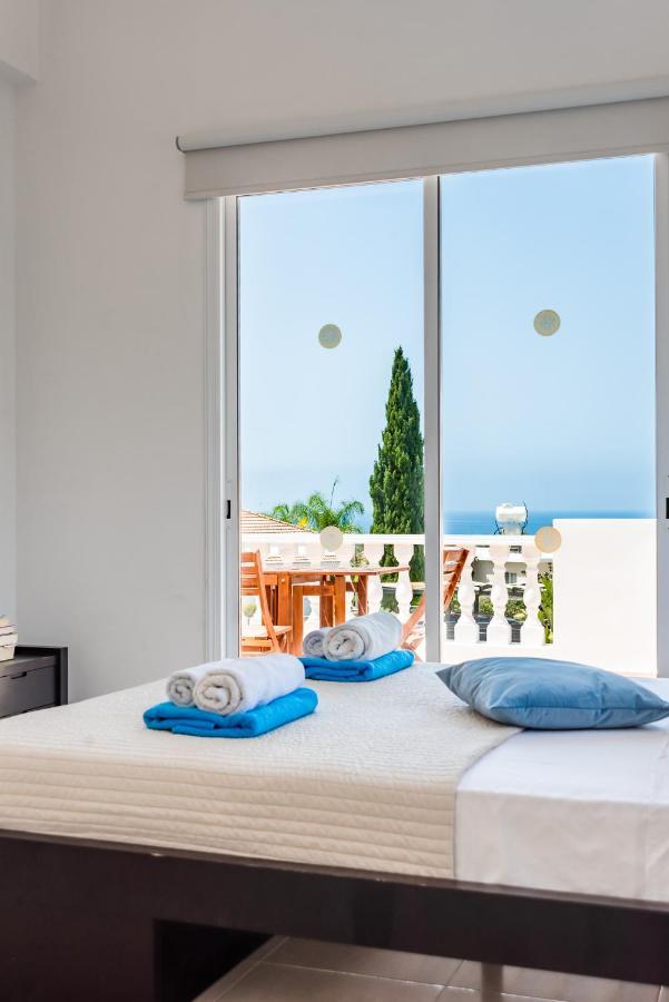Villa Alysia By Ezoria Villas Coral Bay Extérieur photo