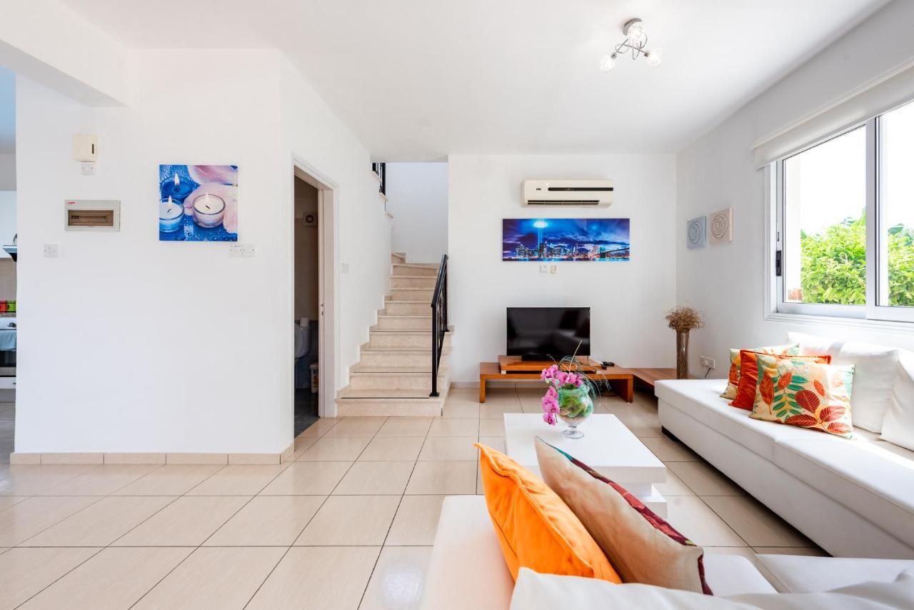Villa Alysia By Ezoria Villas Coral Bay Extérieur photo